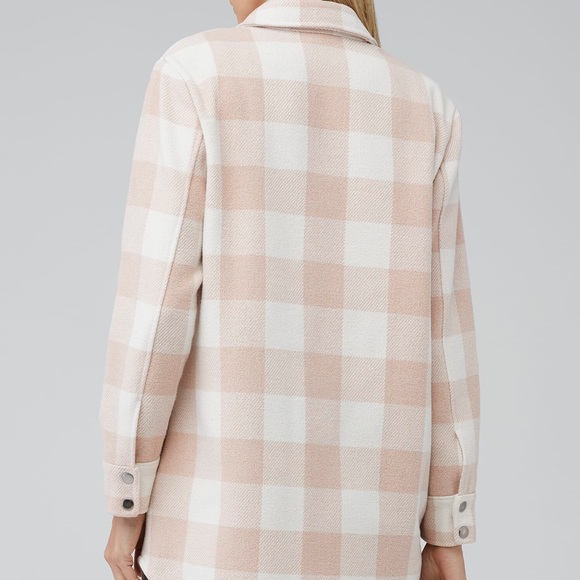 BB Dakota Plaid Jacket 

A cream and baby pink look - Picture 4 of 5